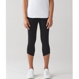 Lululemon Deep Breath Crop